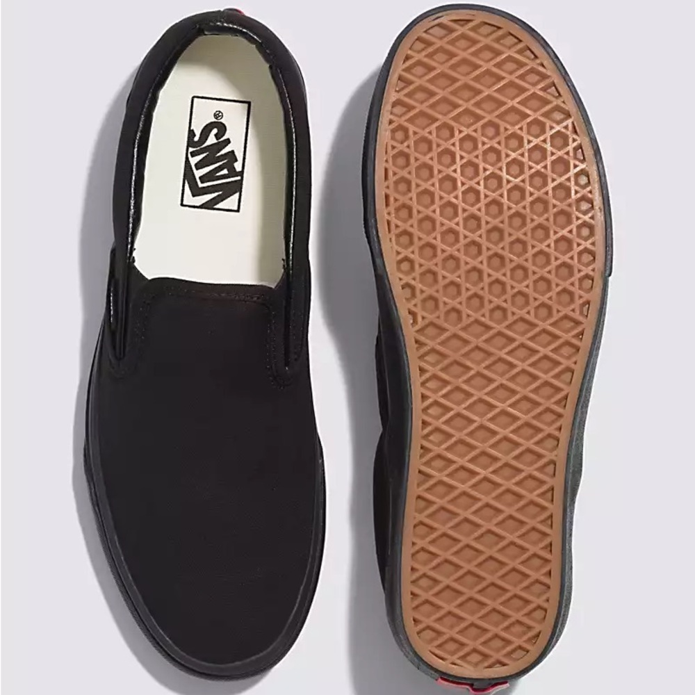 Classic slip-on black vans